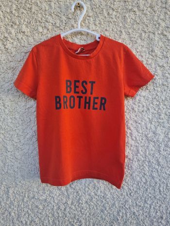 T-shirt tape à l’œil