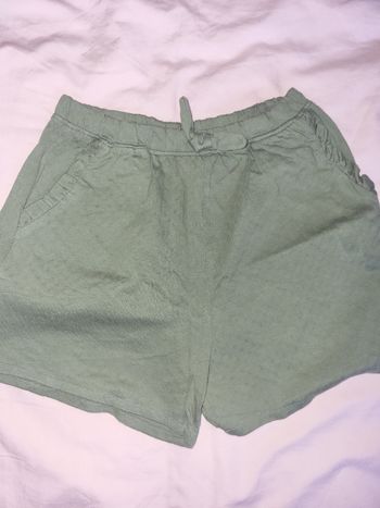 Short tape a l'œil 8ans