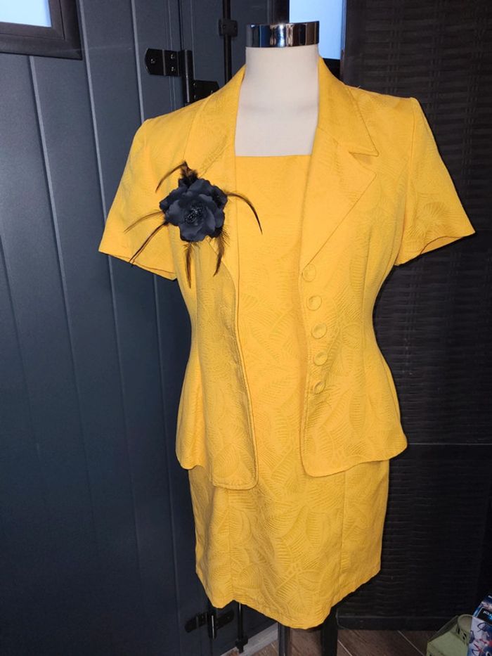 Tailleur robe Gardénia taille 1 - photo numéro 3