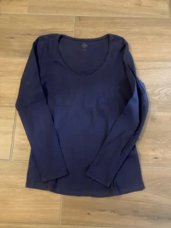 Teeshirt col V
