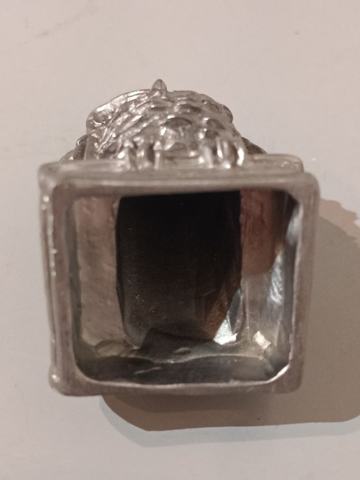 Chouette sur livre métal - photo numéro 7