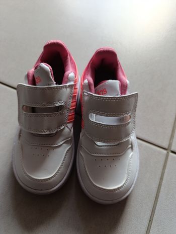 Basket Adidas pointure 26
