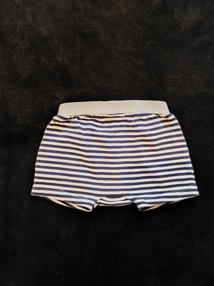 Short 6 mois bébé - photo numéro 2
