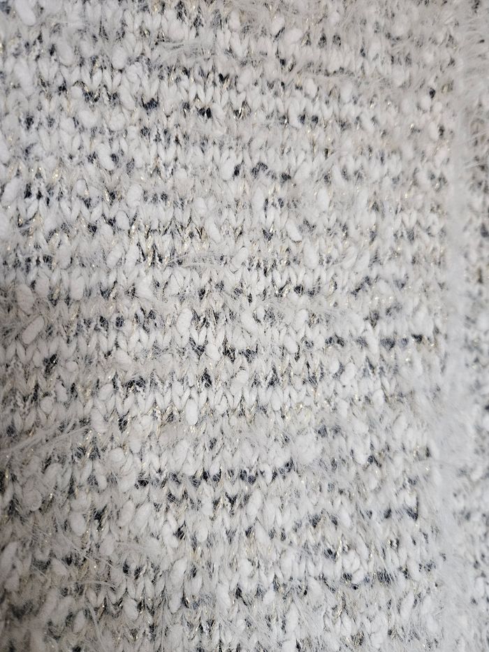 Pull chaud - photo numéro 3