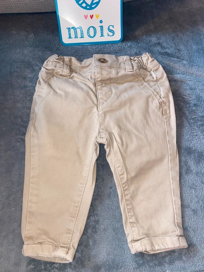Pantalon beige chino 6 mois - photo numéro 2