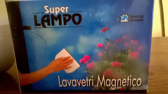 Lave-vitres magnétique - photo numéro 5