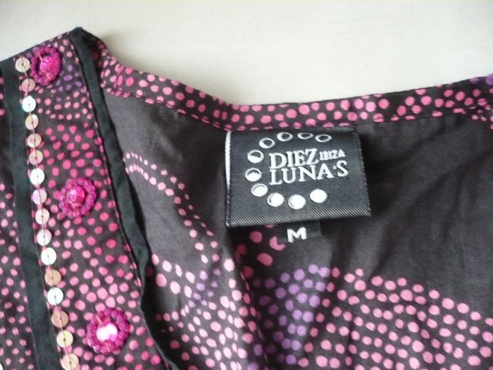 Robe brodée fushia et noire Diez Lunas Ibiza - neuve - photo numéro 4