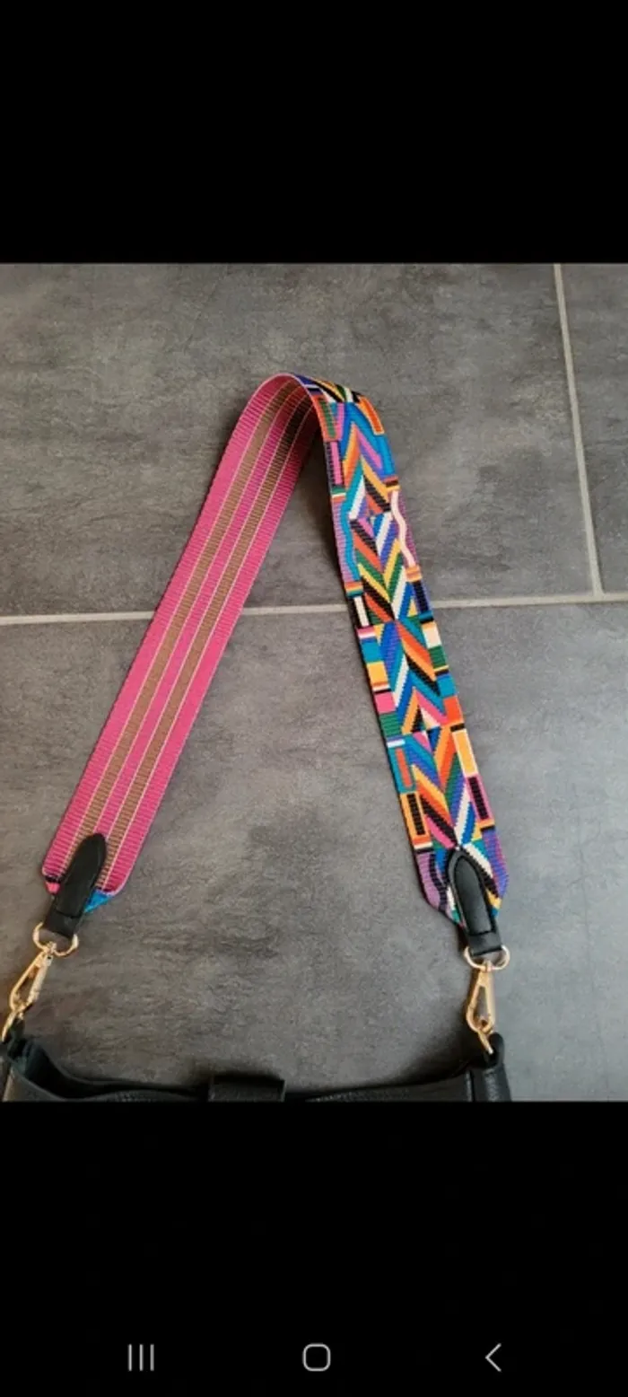 Sac en.bandouillere cuir neuf - photo numéro 3