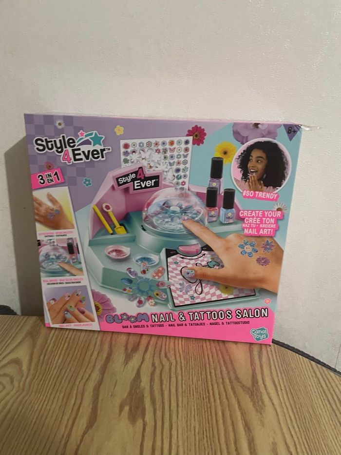 Bar à ongles et tattoos de Style4Ever