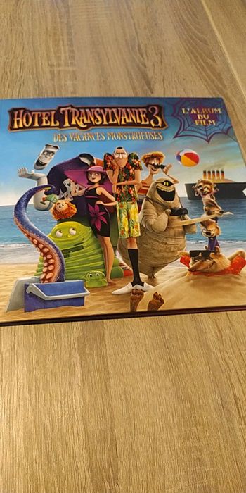 Livre Hôtel Transylvanie 3