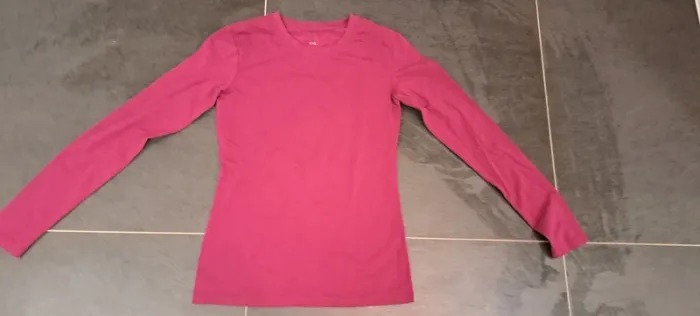 T-shirt manches longues, C&A, taille S neuf