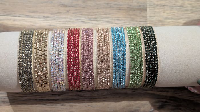 Bracelet doré et strass