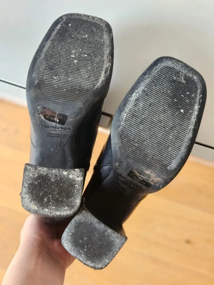 Bottines noir à plate-forme avec talons carré Primadonna taille 39 - photo numéro 5