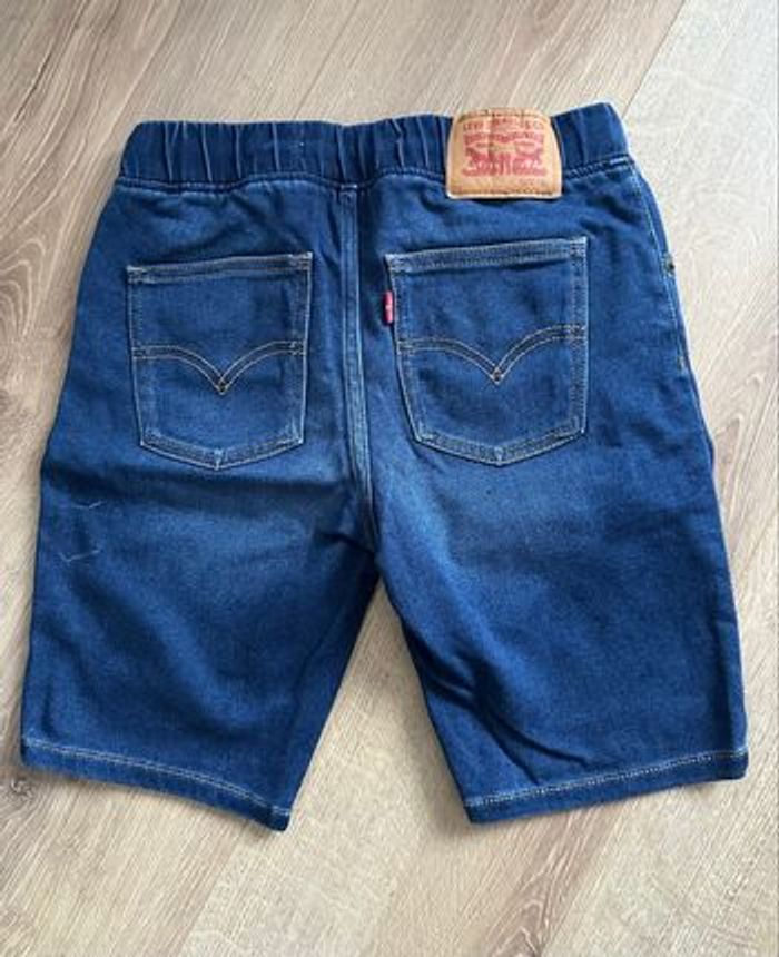Bermuda Levis 12 ans - photo numéro 2