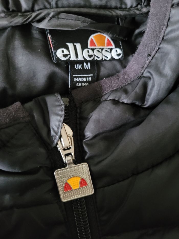 Doudoune taille M ellesse - photo numéro 4