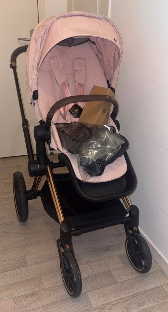 Vend poussette cybex priam 4