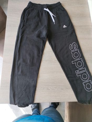 Jogging adidas taille xs