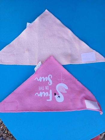 Bavoirs triangle