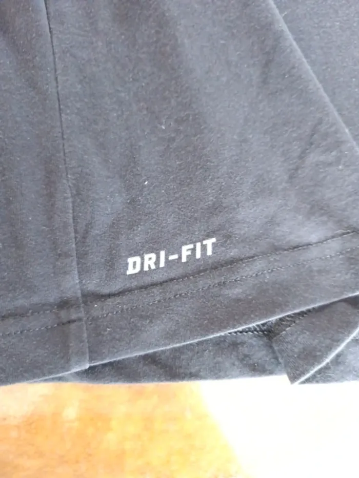 T-shirt nike dri-fit noir - photo numéro 4