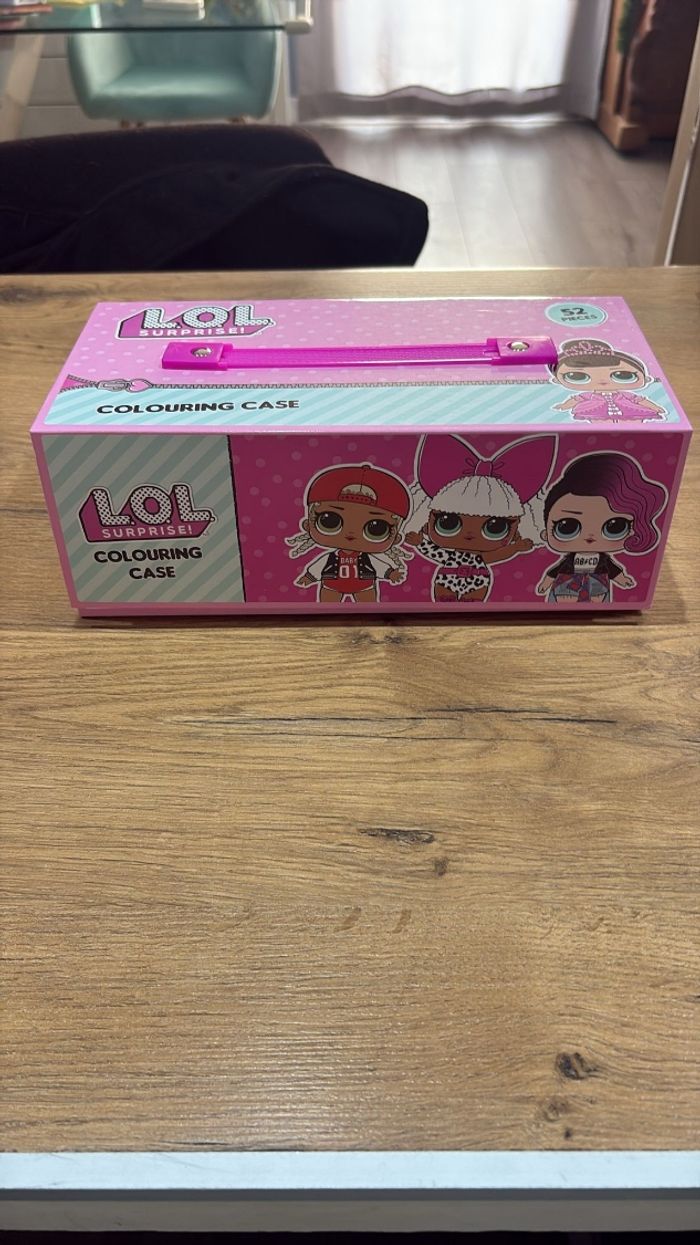 Coffret de coloriage lol surprise neuf sous emballage - photo numéro 2