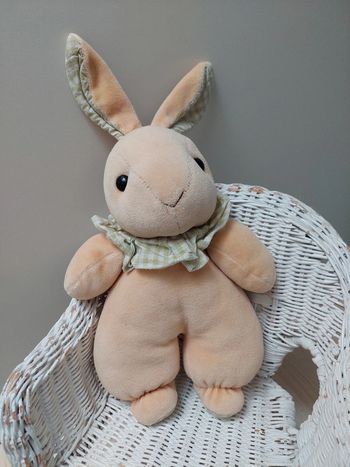 Ajena - doudou peluche lapin col vichy vert