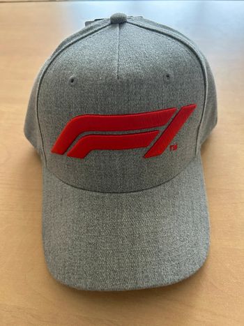 Casquette f1