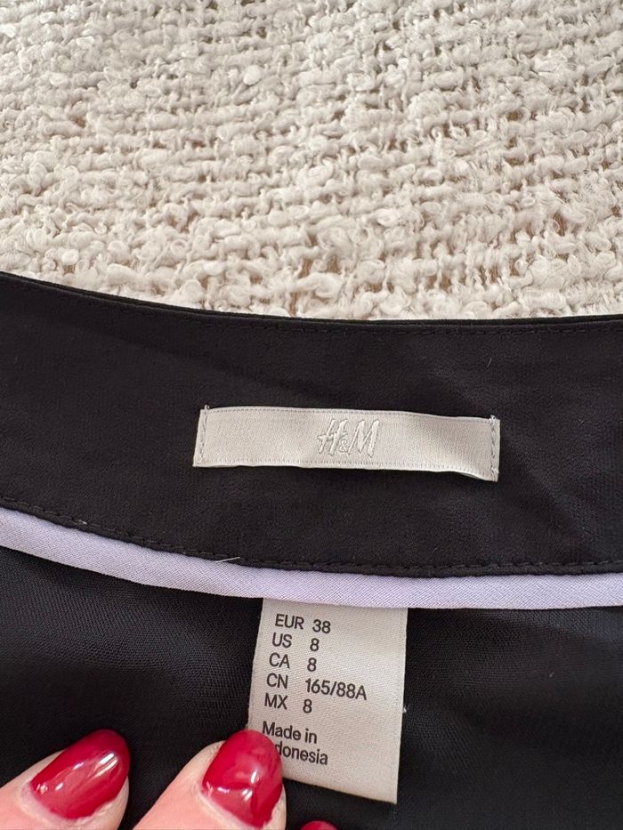 Robe noire - photo numéro 6