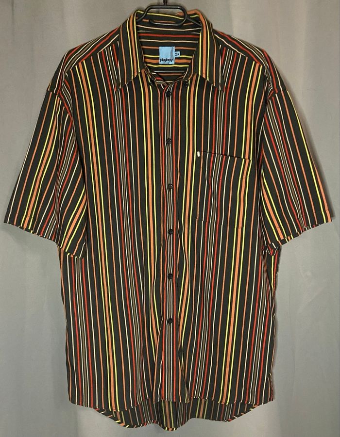 Chemise rayée multicolore »Playboy »manches courtes