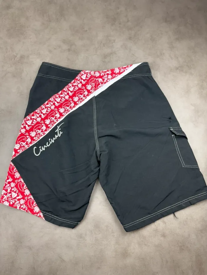 Short de Bain Vintage Noir et Rouge Logo Brodé Taille XL - photo numéro 5