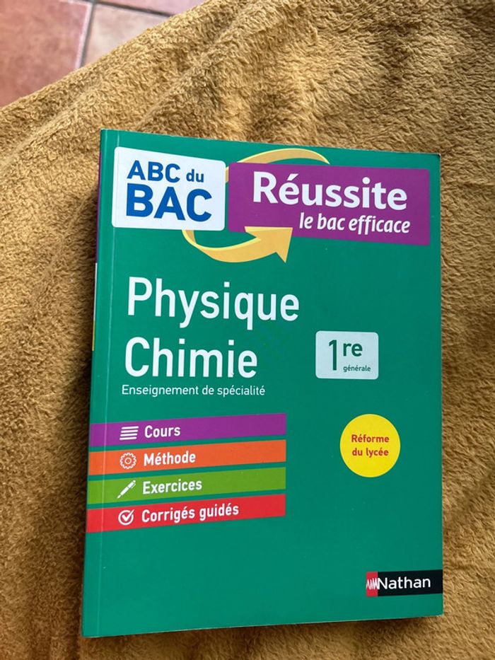 Iivre ABC du bac spécialité physique chimie