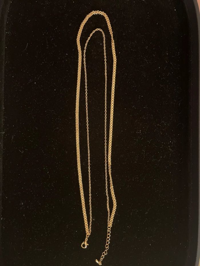 collier doré - photo numéro 5