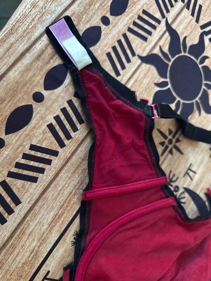 Soutien gorge rouge et noir soleil sucré - photo numéro 9