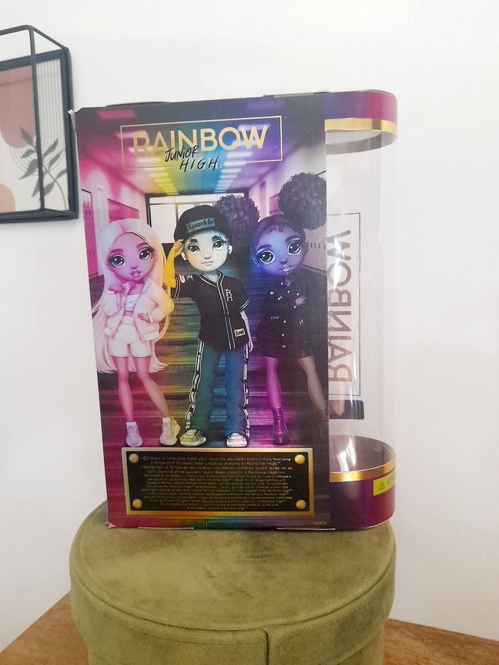 Rainbow High Junior - photo numéro 3