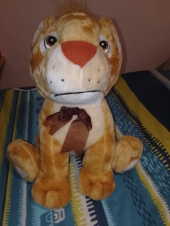 Peluche 40 cm de hauteur