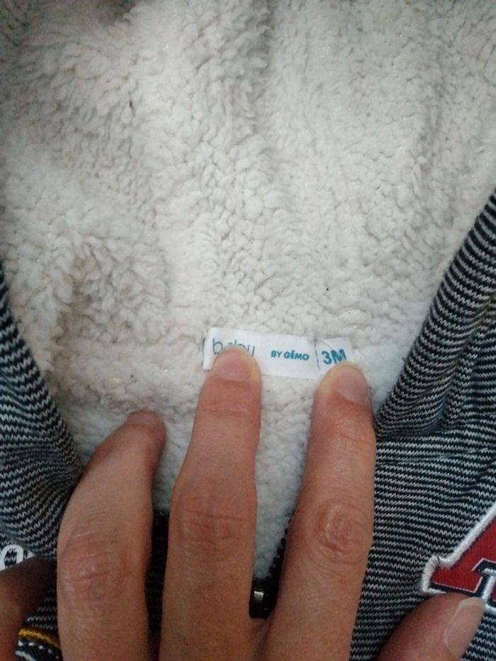 Veste/gilet polaire taille 3 mois - photo numéro 4