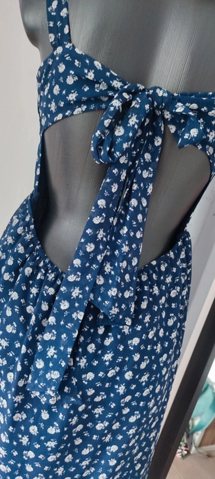 Robe fleurie - photo numéro 4