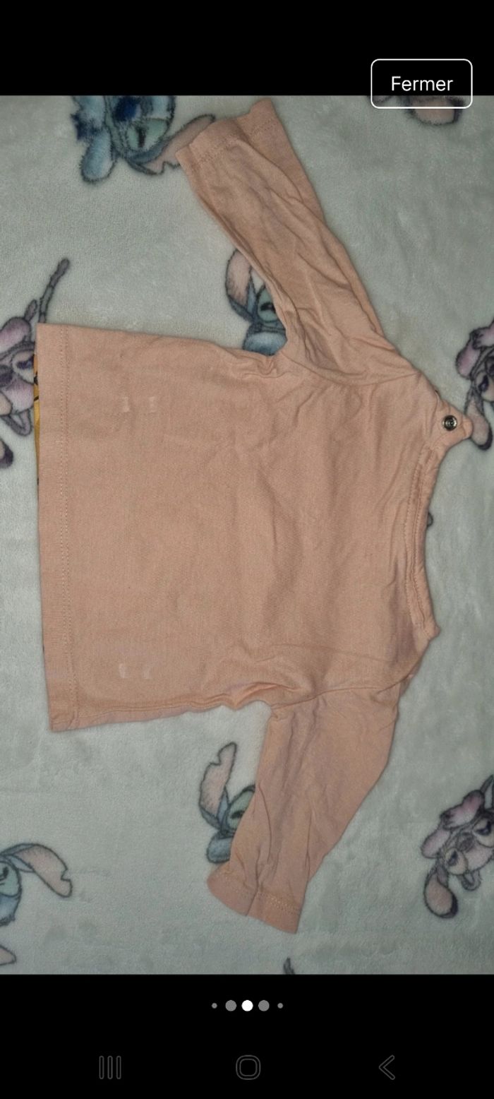 Tee-shirt manche longue bambi 3 mois en bon état - photo numéro 6