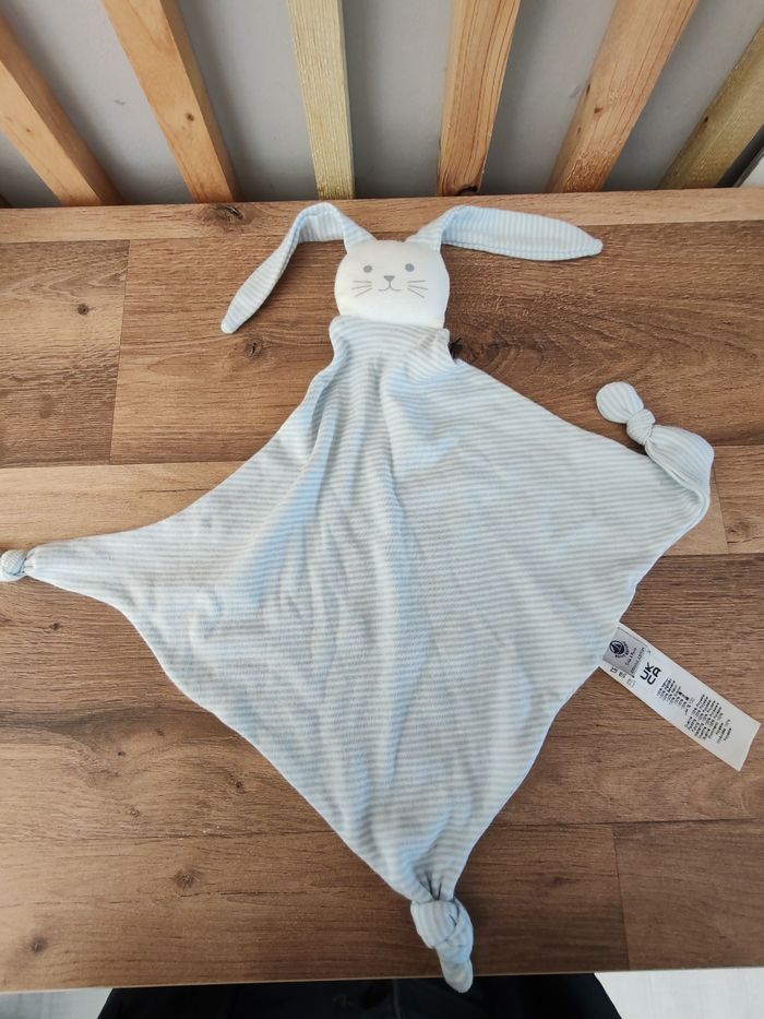 Lapin petit bateau rayé bleu et blanc - photo numéro 1