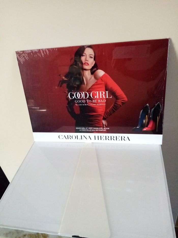 Panneau publicitaire (C. Herrera) - photo numéro 3
