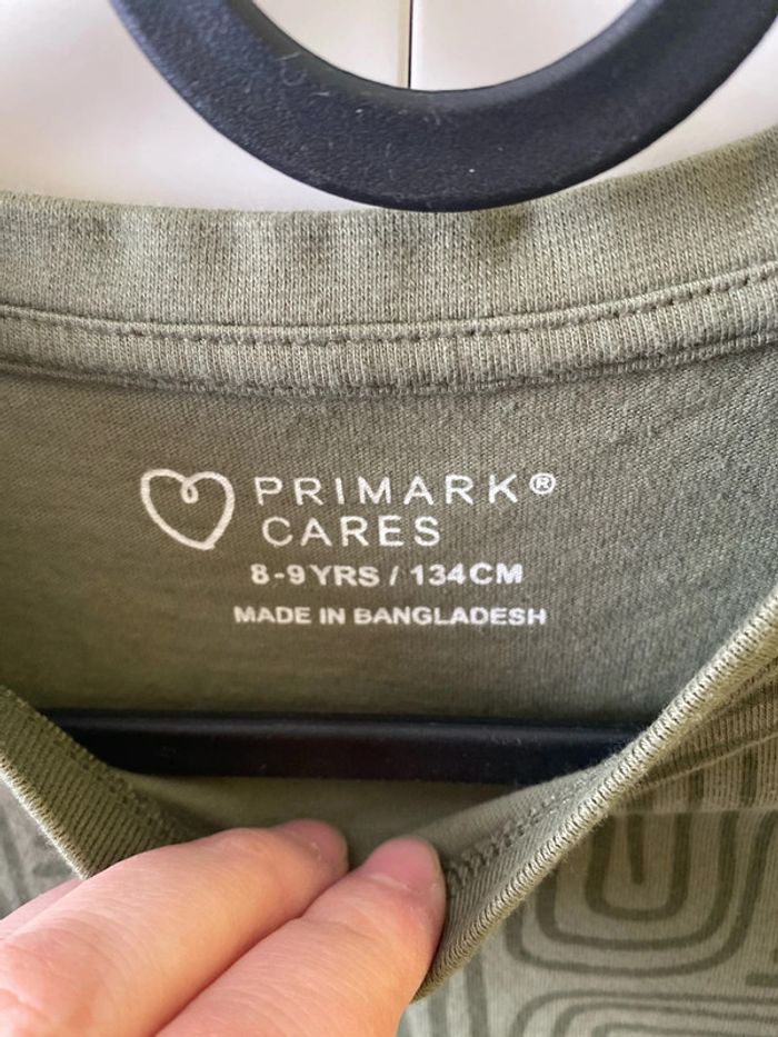 T-shirt Primark 8-9 ans 134 cm - photo numéro 2