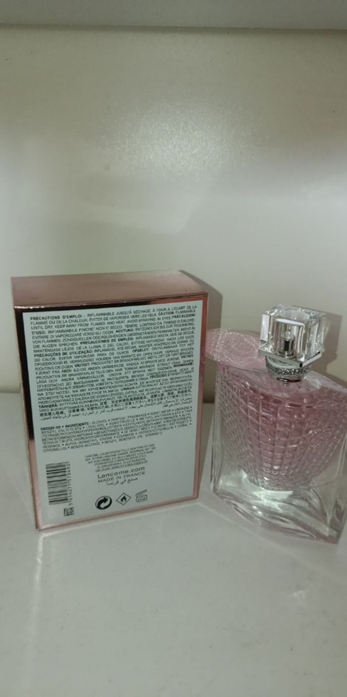 Parfums la vie est belle - photo numéro 2