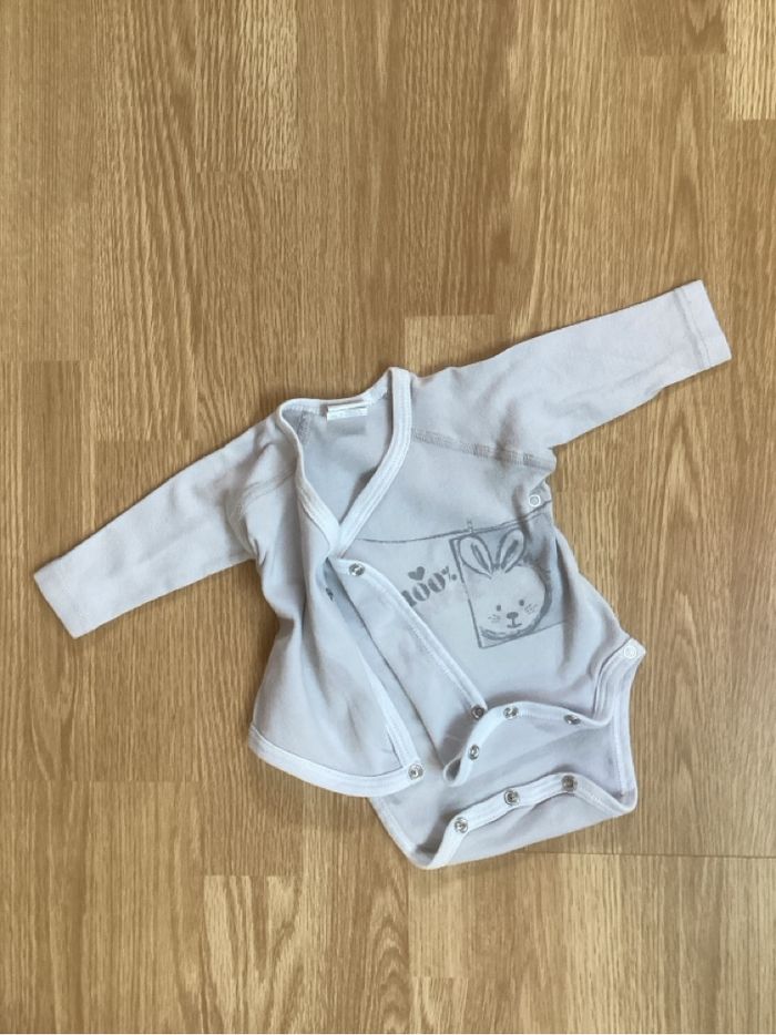 Lot fille 1 mois pyjama et bodies - photo numéro 6