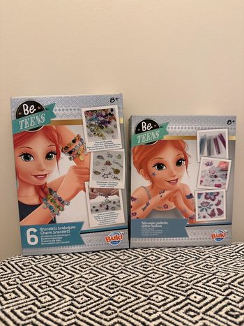Buki - 6 Bracelets breloques + Tatouages pailletés