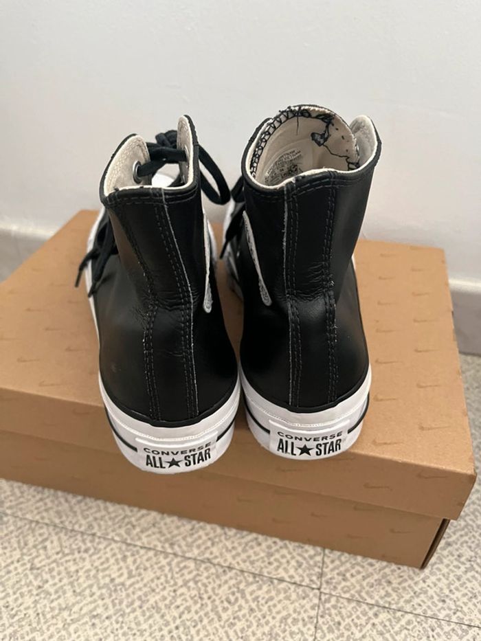 Converse En Cuir Pour Femme Taille (38) - photo numéro 5