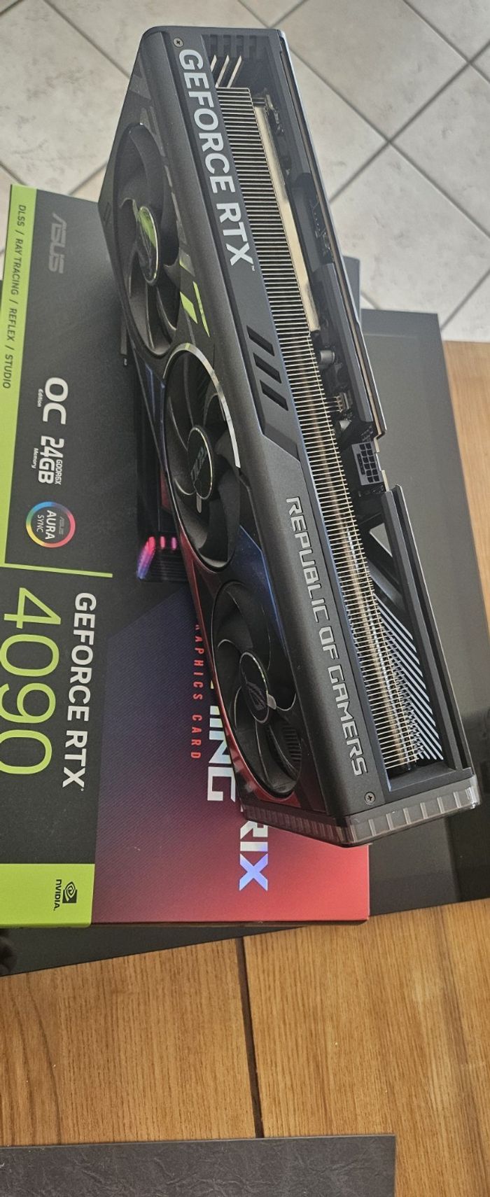 GEFORCE _ RTX _OC_ 4090. - photo numéro 4