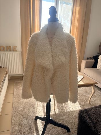 Veste fausse fourrure