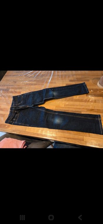 Lot de vêtements garçon  7 ans