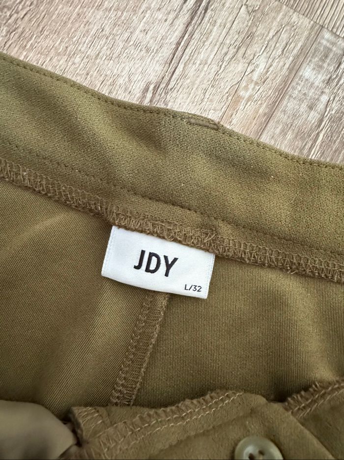 - Chino JDY  (Flo) - Taille 40 / L - Bon état - photo numéro 3