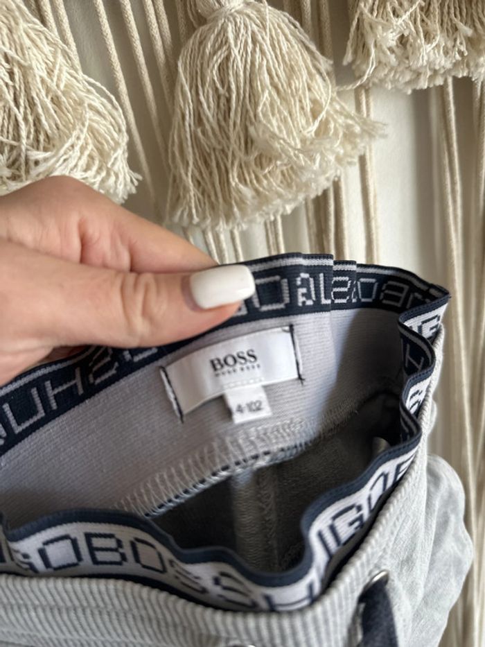 Bermuda Hugo Boss 4 ans - photo numéro 3