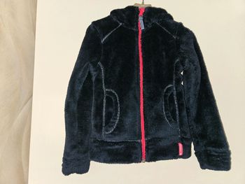 Veste polaire décathlon quechua 6 ans